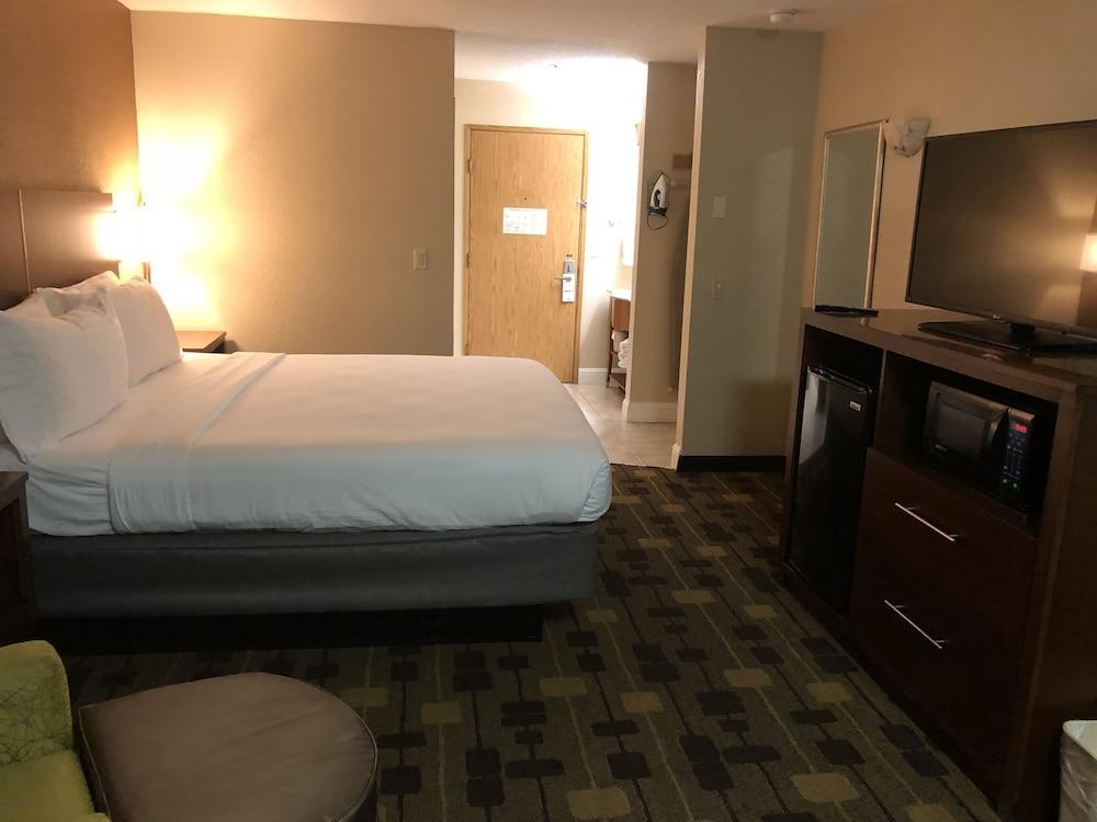 Holiday Inn Express Corning By Ihg Extérieur photo
