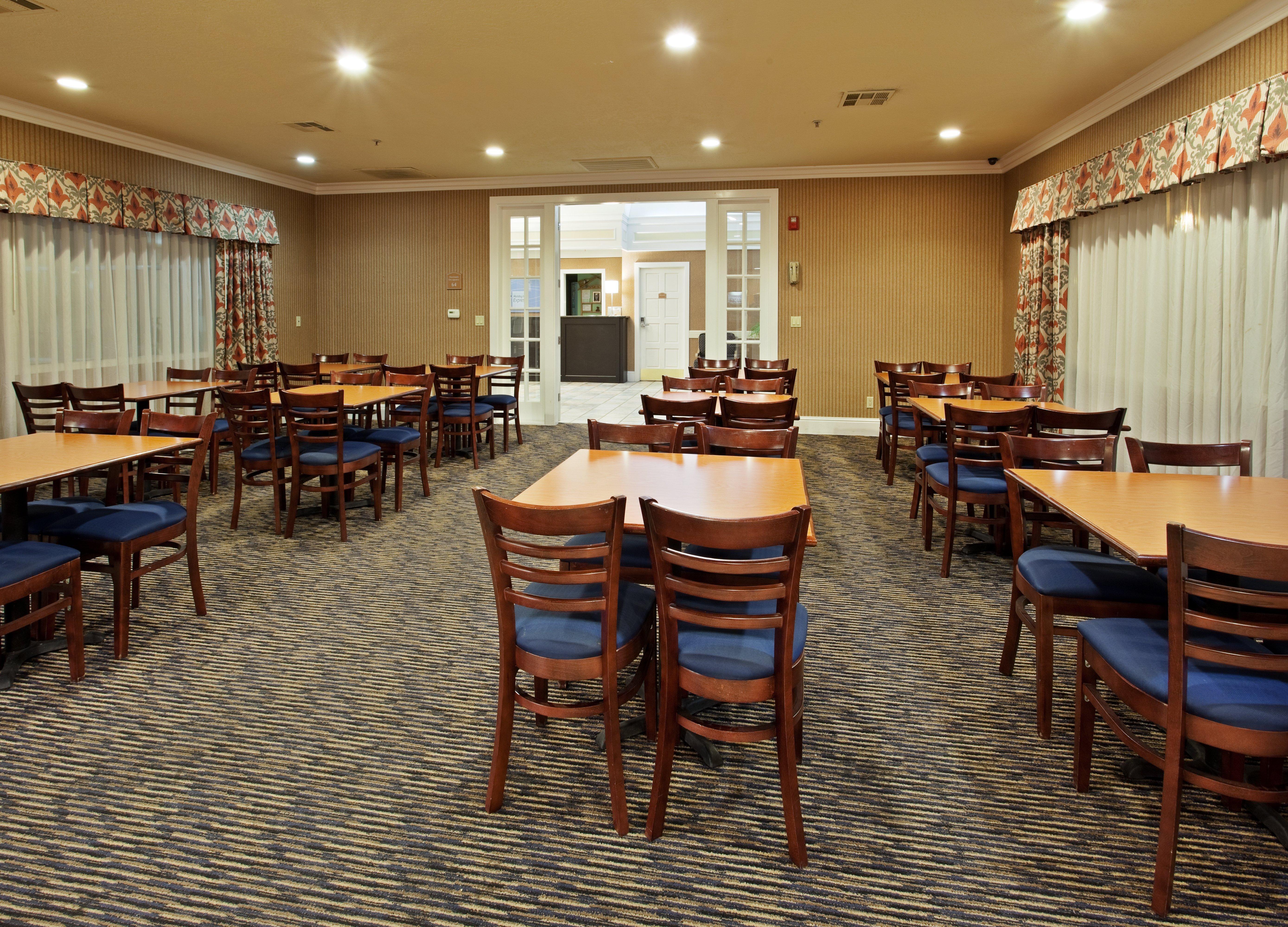 Holiday Inn Express Corning By Ihg Extérieur photo