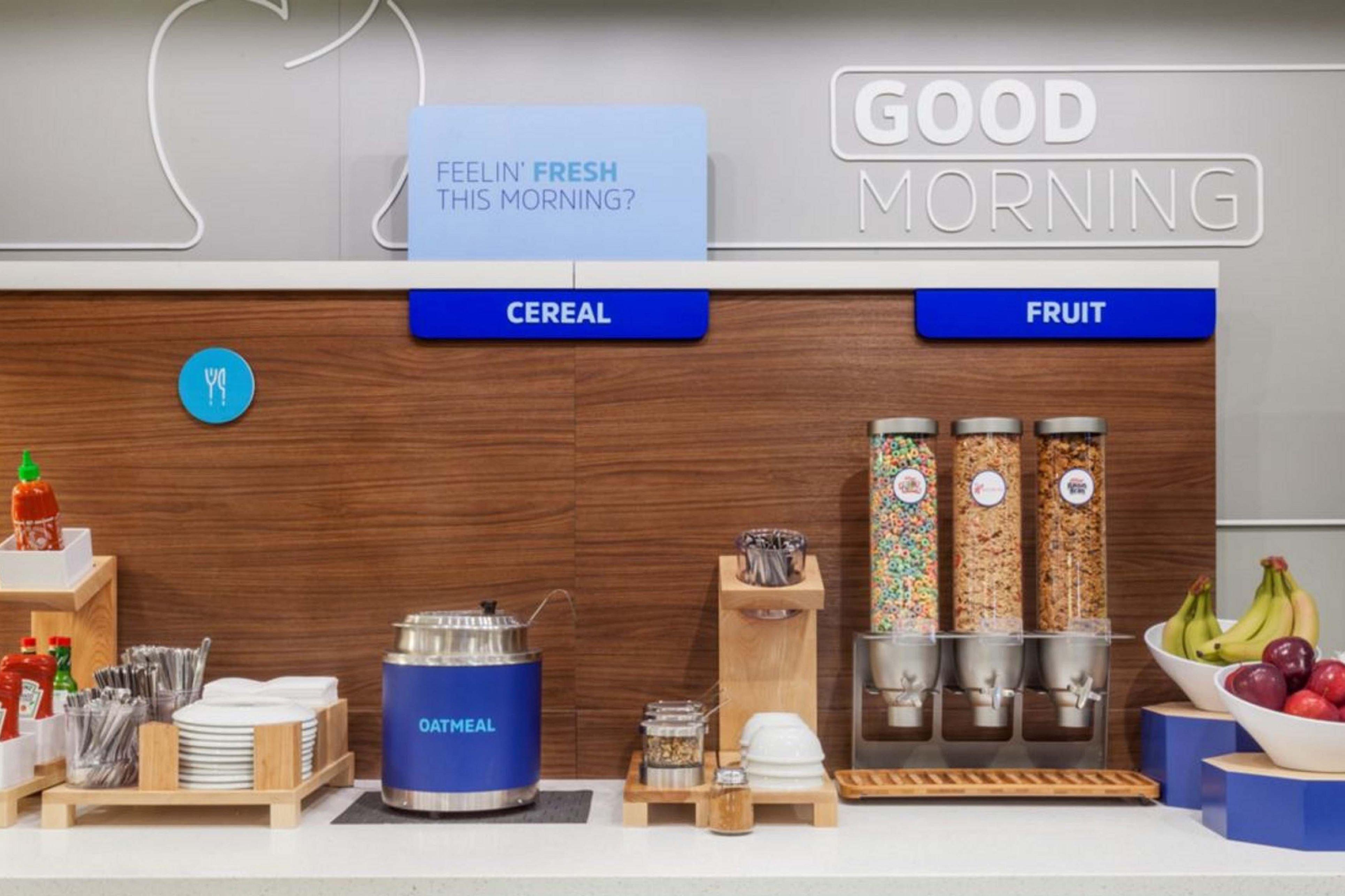 Holiday Inn Express Corning By Ihg Extérieur photo