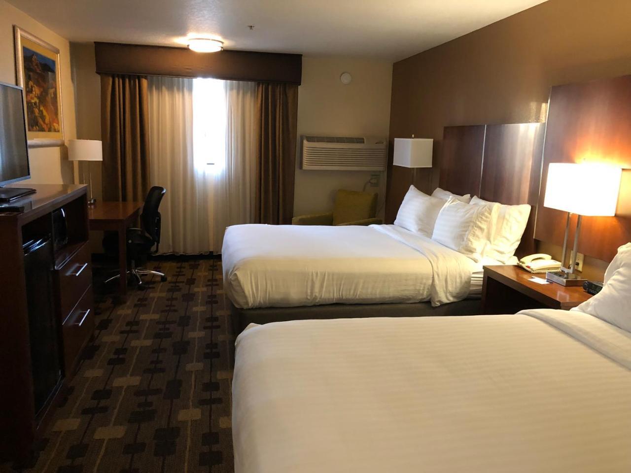 Holiday Inn Express Corning By Ihg Extérieur photo